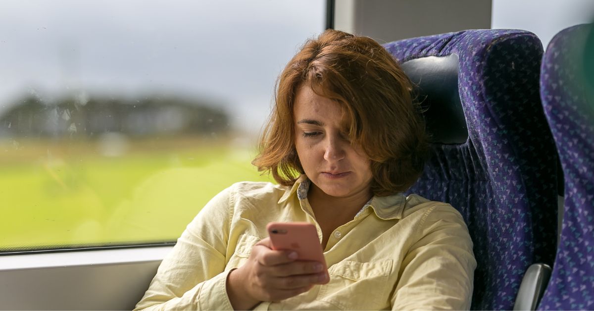 Signal struggles on trains widespread, Ofcom research finds